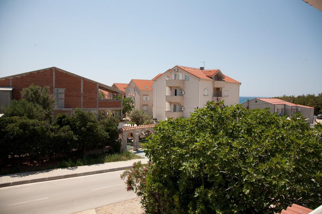 Apartment Adriana Povljana Exterior photo